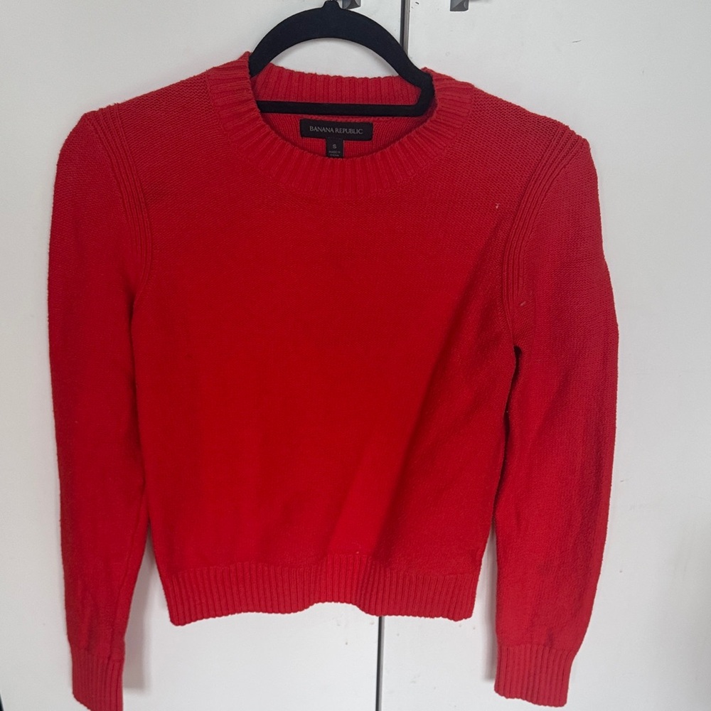 Banana Republic Bold Red Crew Neck Sweater